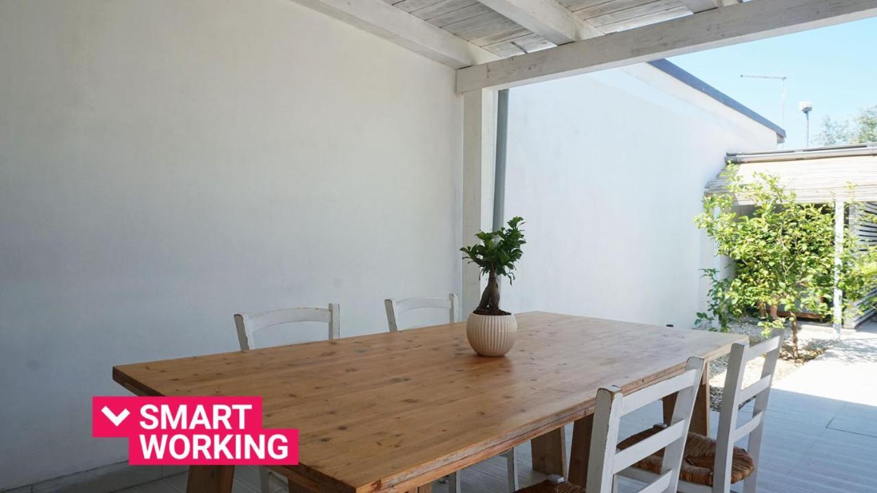 Dependance In Villa Con Piscina Syracuse ภายนอก รูปภาพ